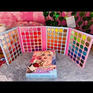 Ultramo makeup